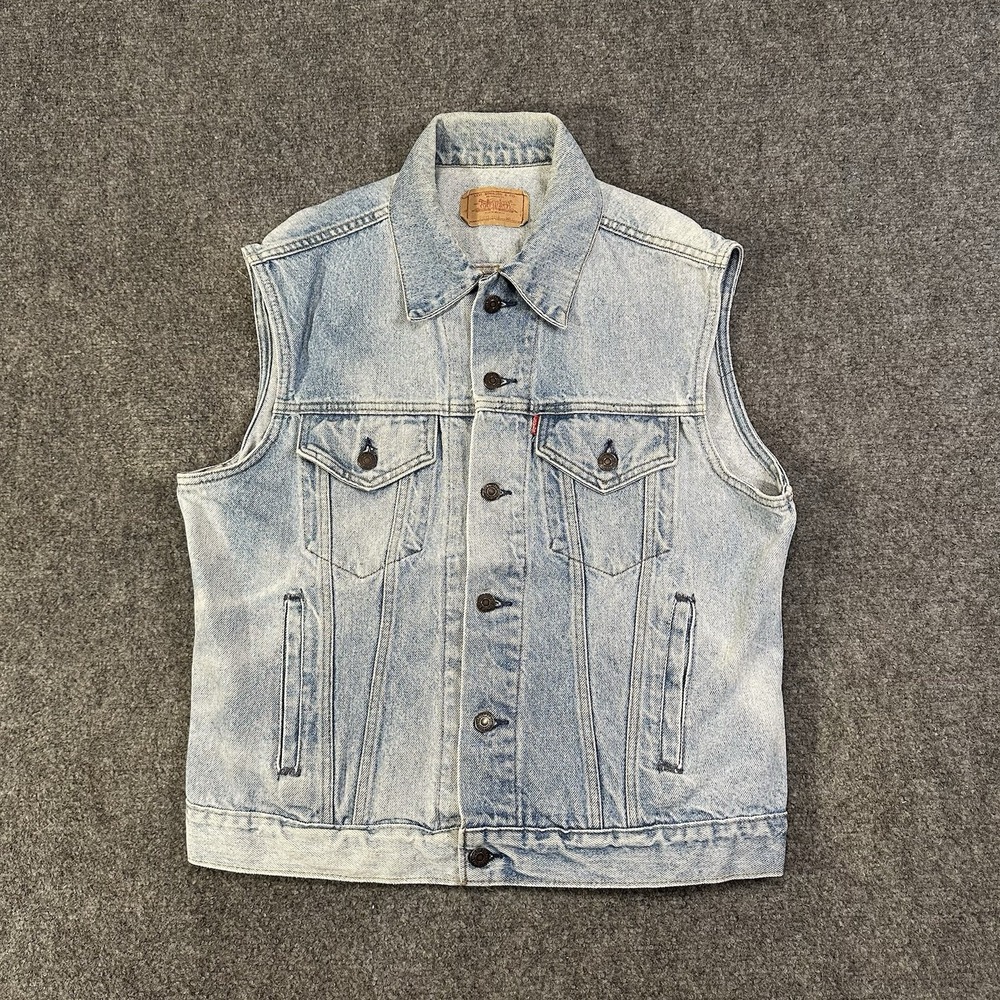 Vintage Levis Denim Vest Large Women's Light Fade 60514-0214 USA Jean Jacket 90s